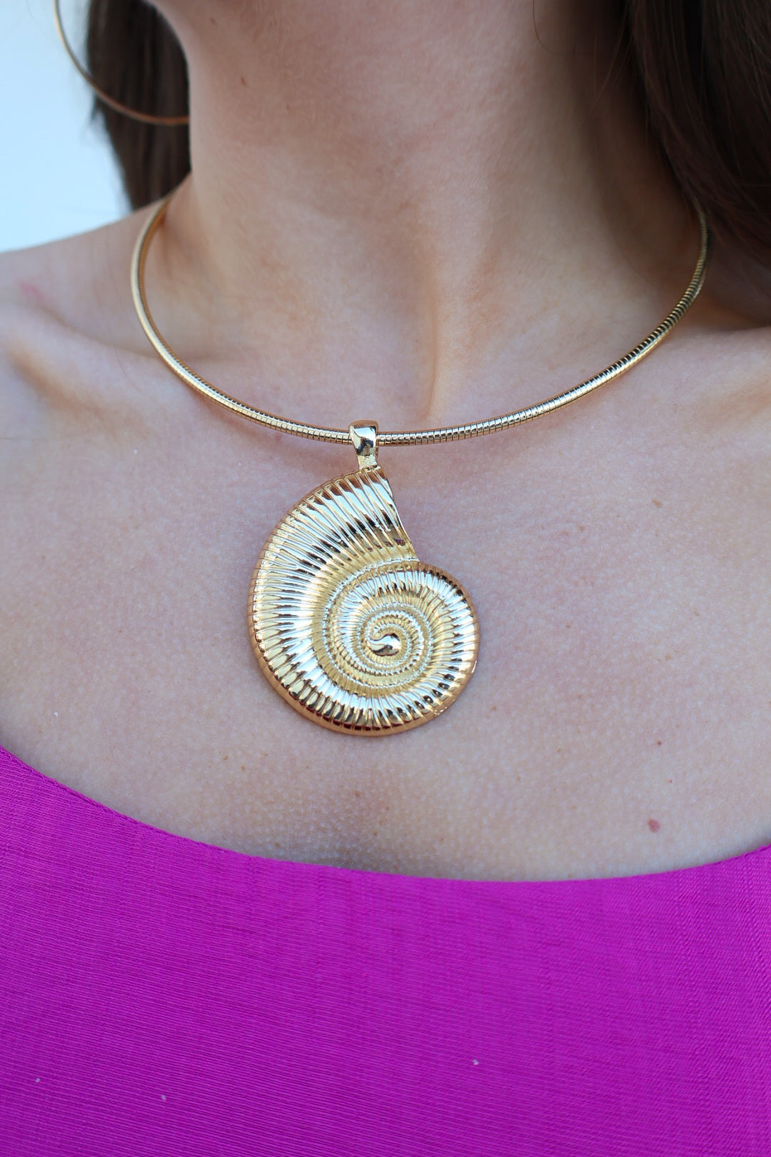 Sundial Shell Choker Necklace