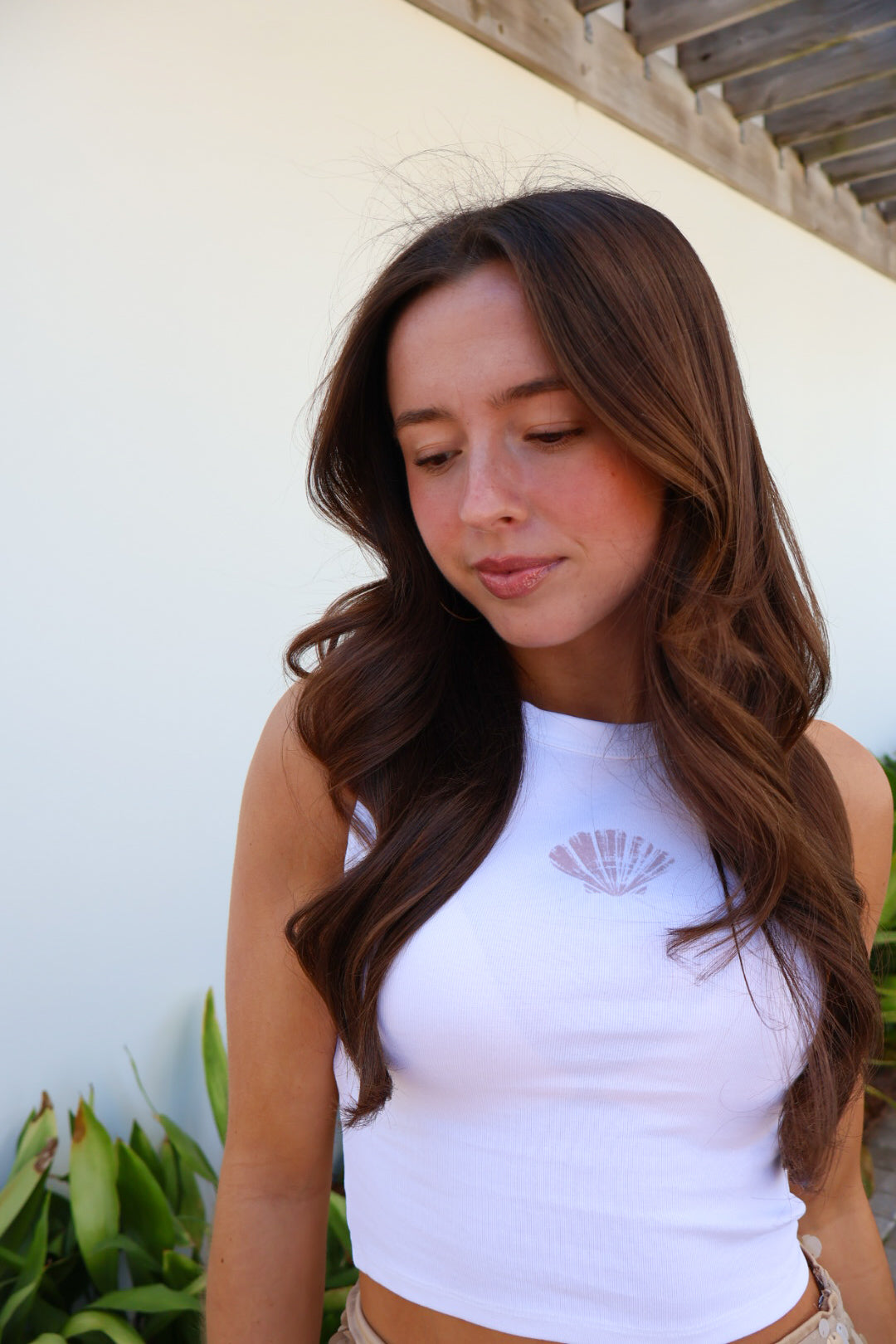 White Ribbed Shell Crop Tank