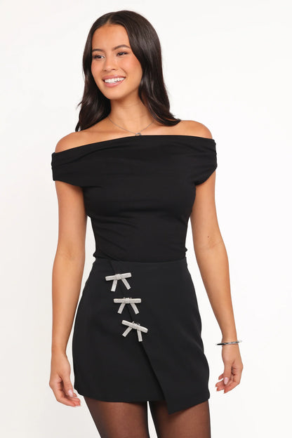 Darina Off Shoulder Top - Black