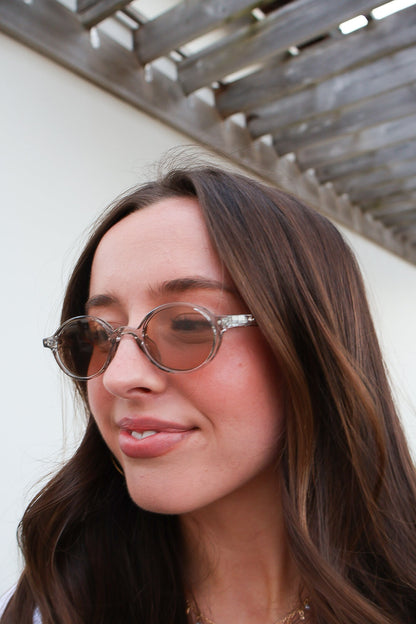 Retro Round Frame Sunglasses -Clear Smoke