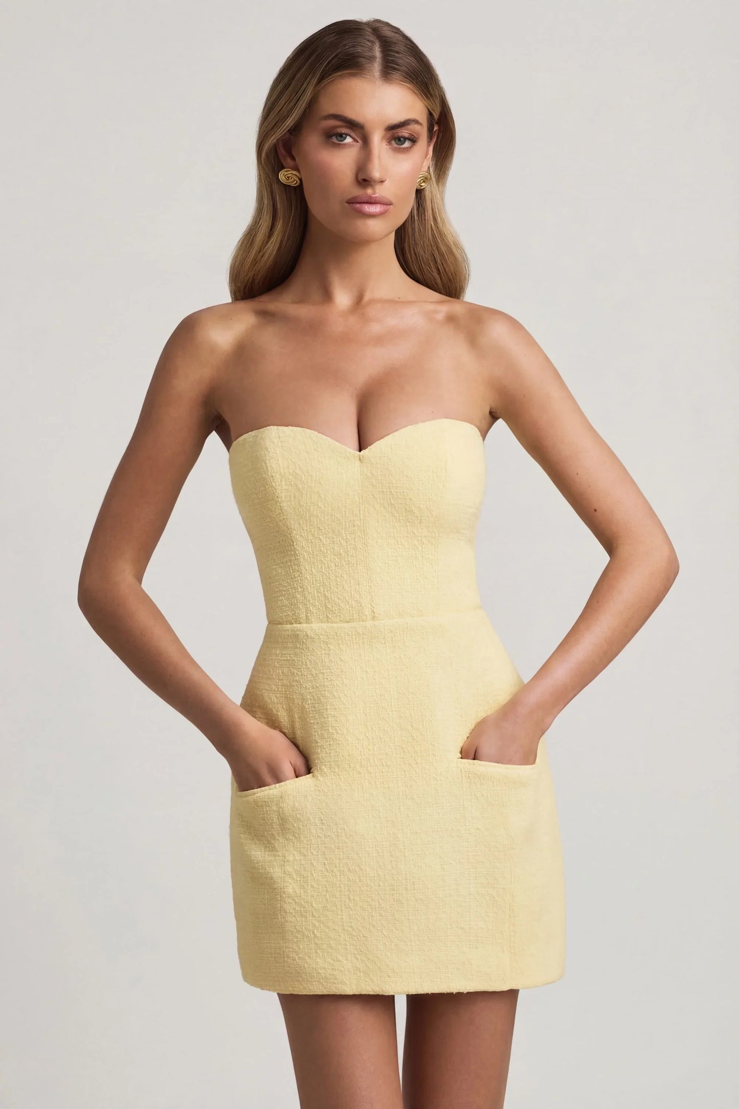 Sweetheart-Neck Strapless Structured Mini Dress in Pastel Yellow