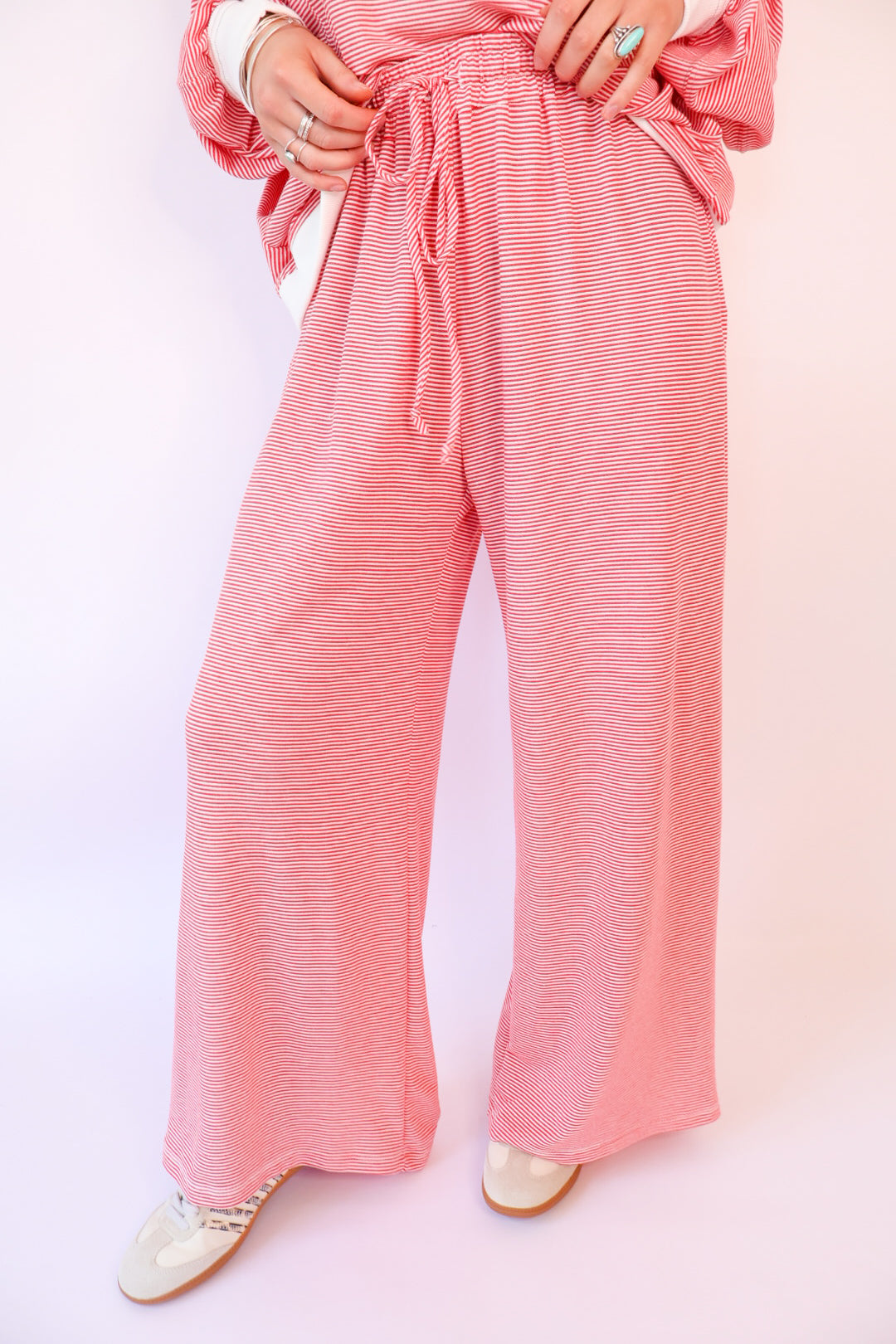 Red Stripe Open-Back Lounge Set