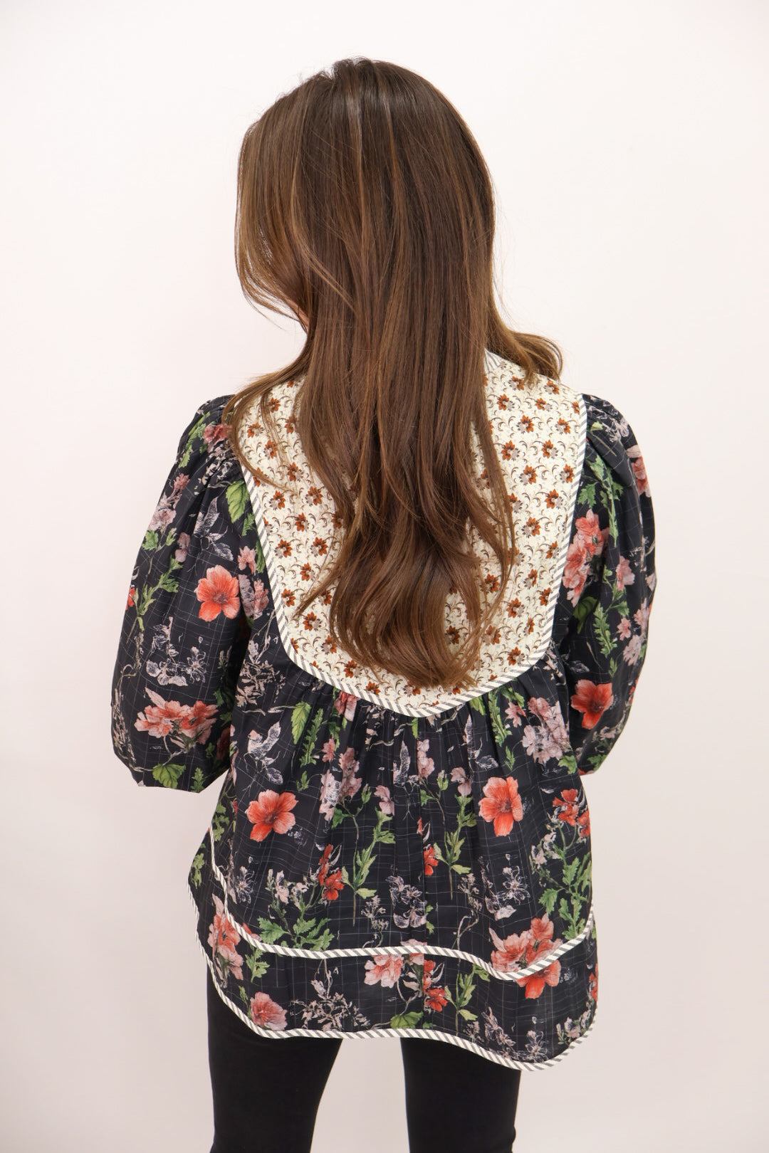 Black Floral Contrast Collar Top