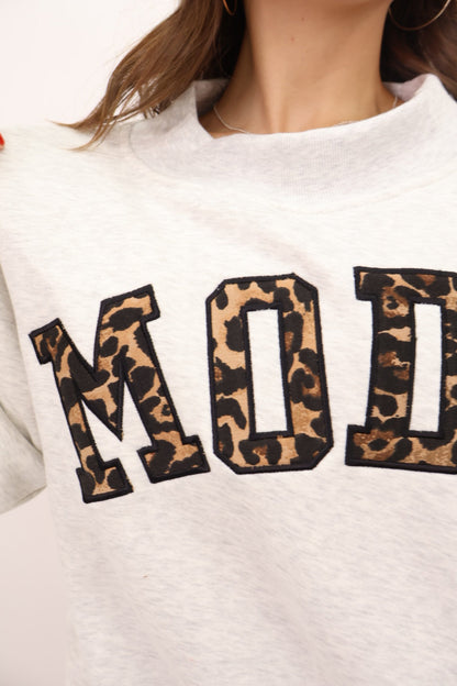 Moda Leopard Mock Neck Pullover