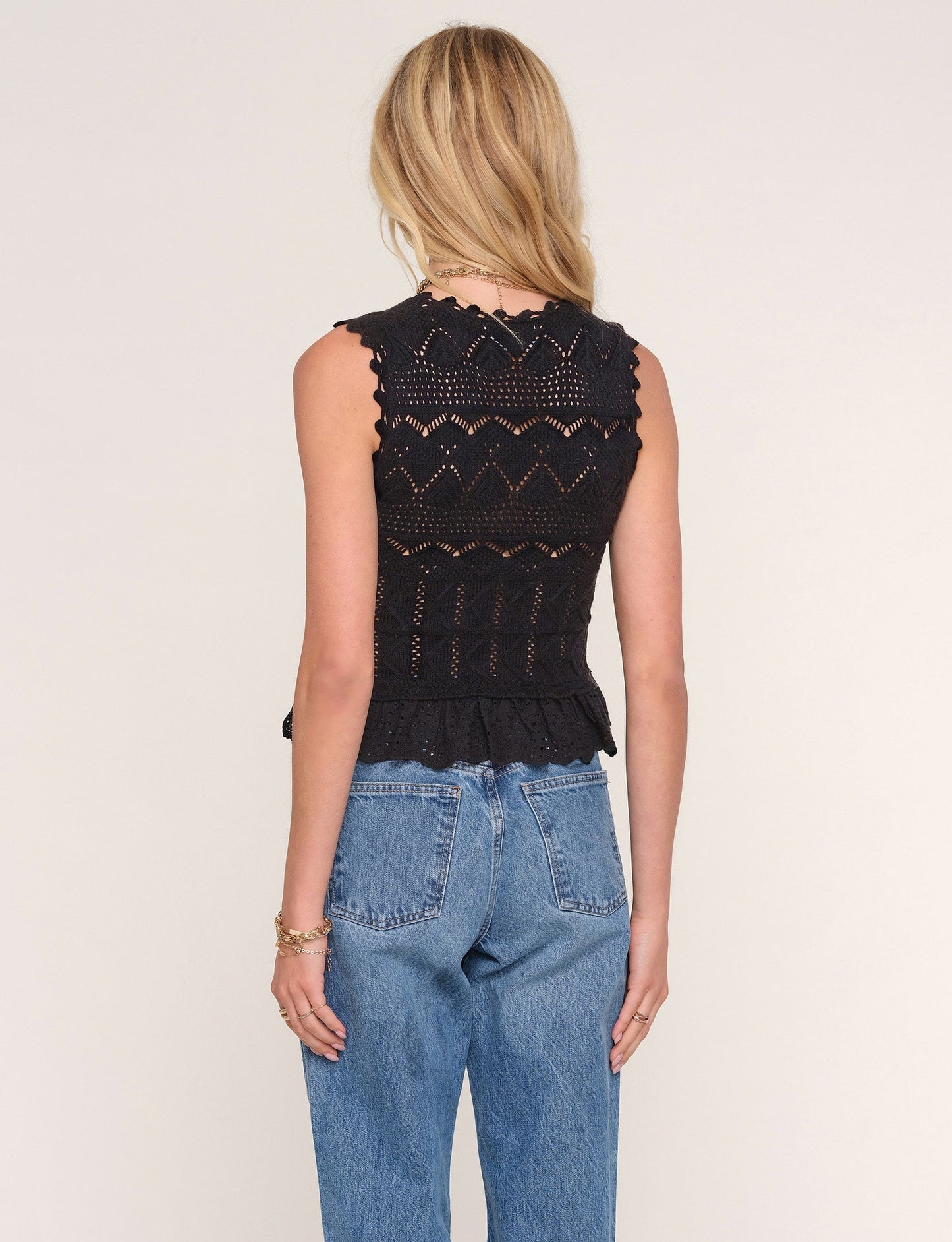 Nona Top