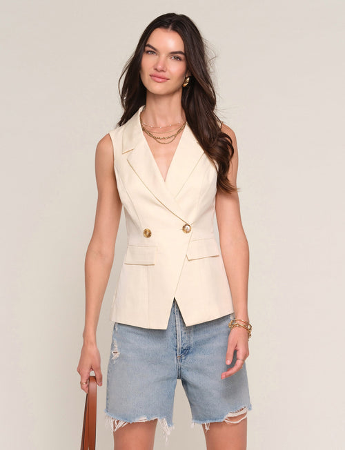 mona vest