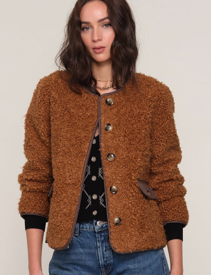 nia jacket