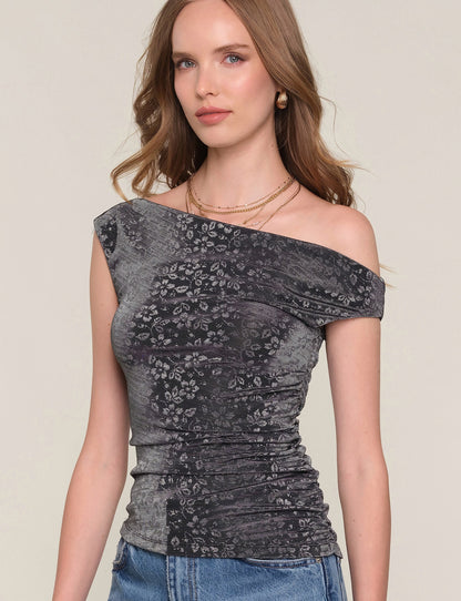 quinn top