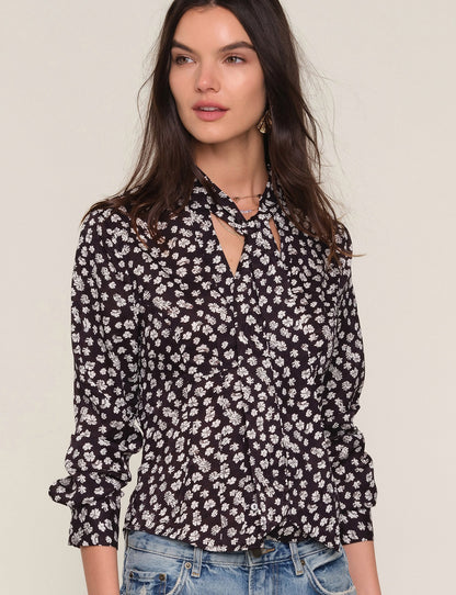 junia top