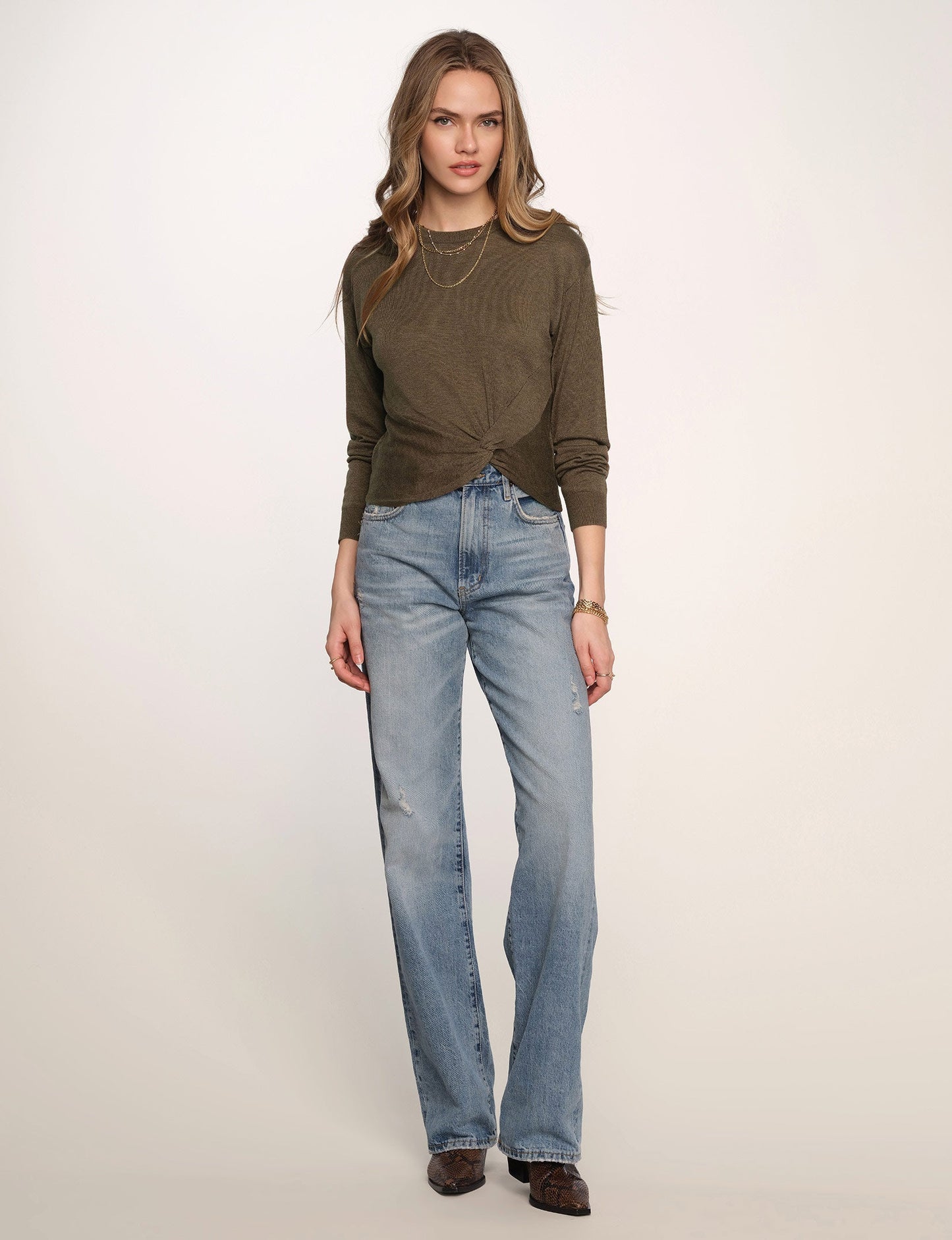 kina sweater