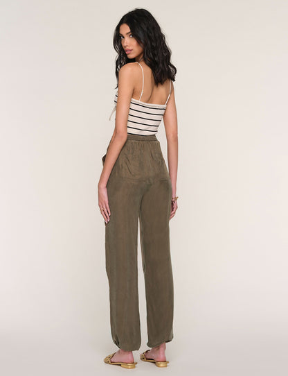 Keri Pant