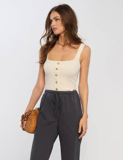 Nella Pant