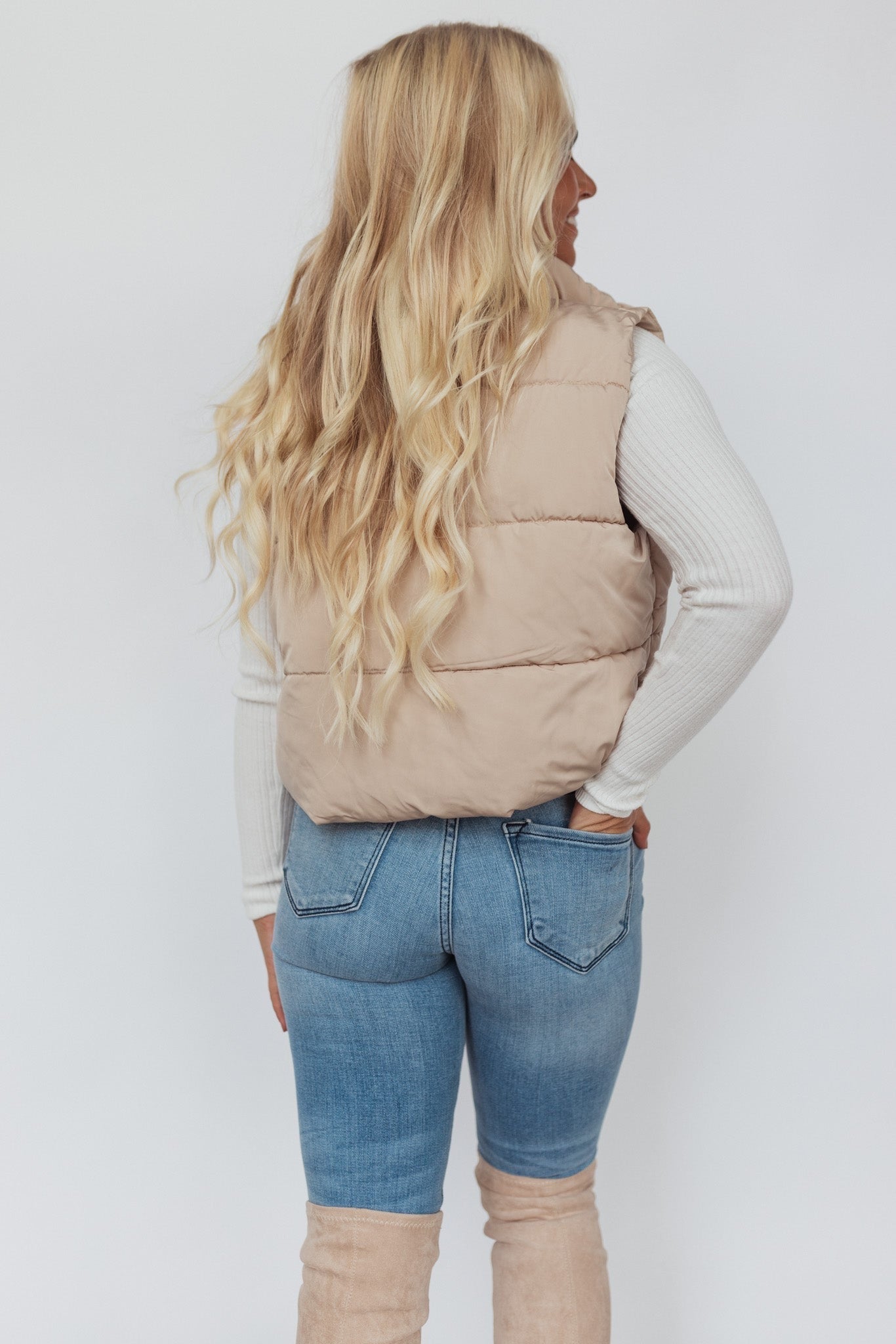 Essential Puffer Vest (Khaki)