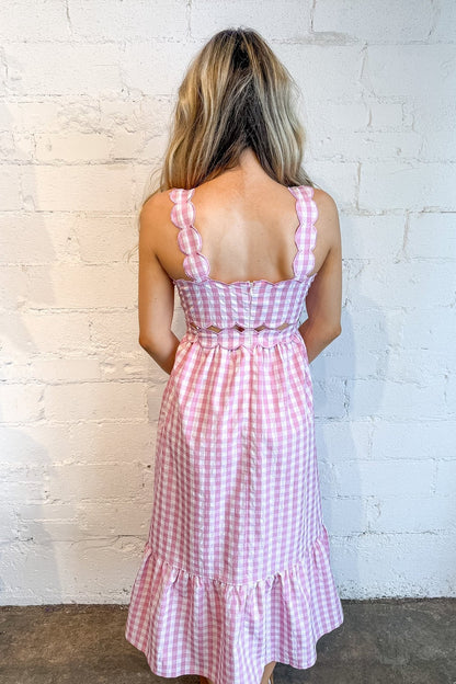 Spring Gingham Scallop Detailed Dress