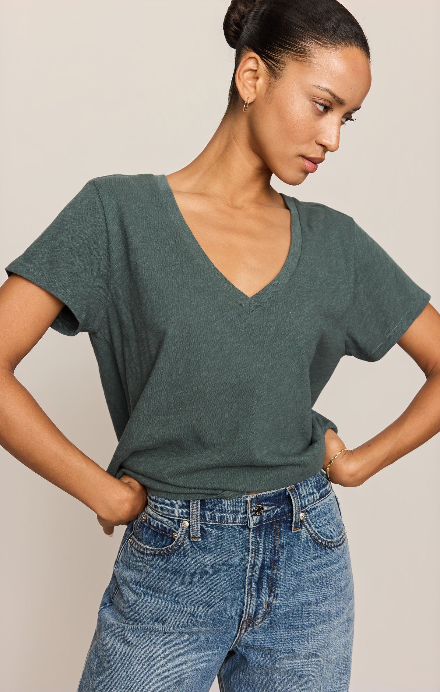 Nomad Slub V-Neck Tee