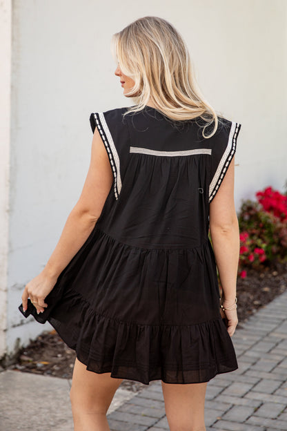 Coastal Style Black Contrast Mini Dress