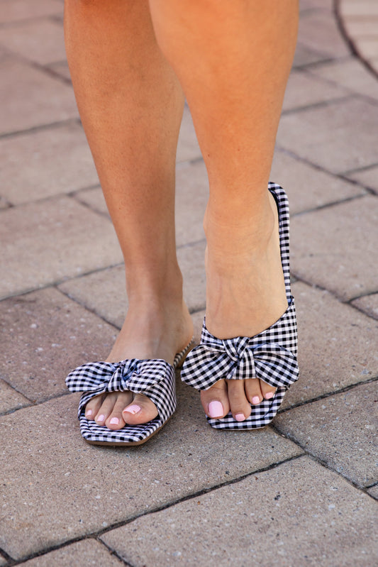 Bow Moment Gingham Black Slide Sandals